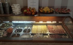 hotel yel